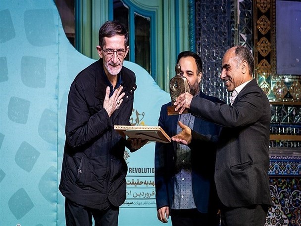 «بهزاد پروین قدس» چهره سال هنر انقلاب در کشور شد