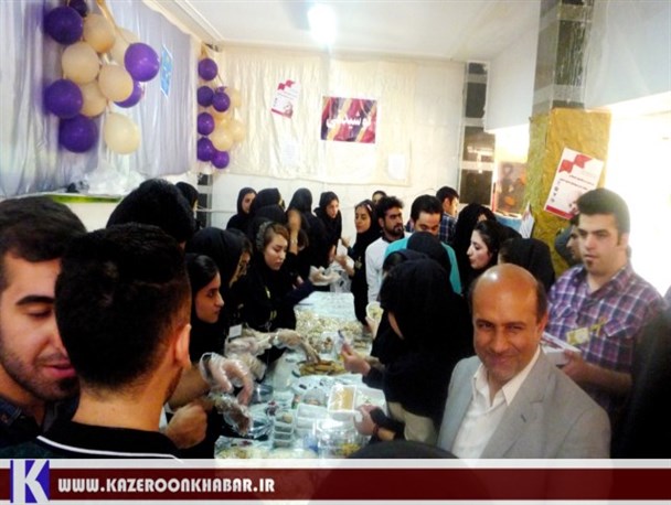 بازارچه‌ای خیریه برای کودکان سرطانی + تصاویر