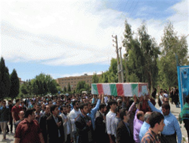 گزارش تصویری از تشییع پیکر شهدای گمنام در دانشگاه آزاد ورامین- پیشوا