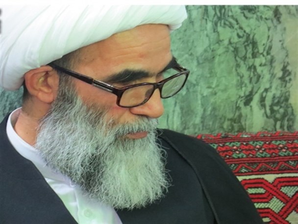 می خواهند مردم را در مقابل روحانیت قرار دهند/ادعای فرماندار دزفول پوچ است/مردم با رفع مشکل بیکاری و ازدواج شاد می شوند