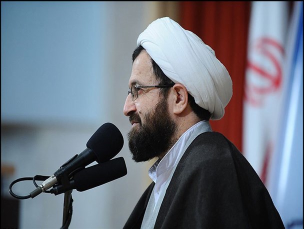 اگر تمرین ولایت مداری نکنیم در زمان های حساس کم می آوریم