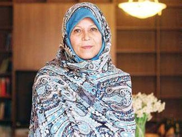 دوستی با دشمنان خدا مصداق شرک است/ فائزه هاشمی: بهائیان دوست من هستند/ دفاع تمام‌قد فائزه هاشمی از بهائیت