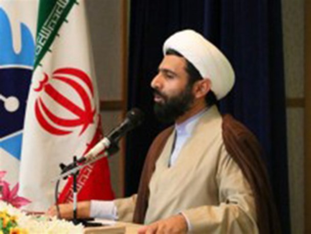مشکلات جامعه، باید با نگاه انقلابی مطالبه گری شود