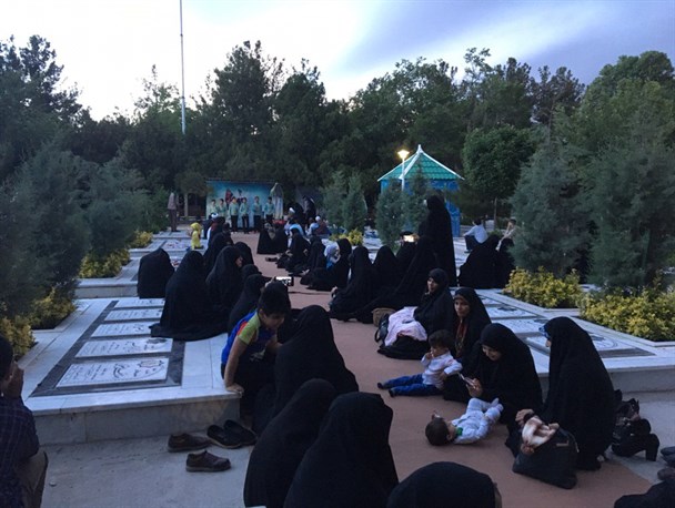 سرلوحه قرار دادن زندگی شهدا بهترین راه مقابله با تهاجم فرهنگی است