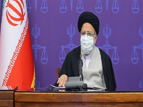 همه مسئولان خود را مخاطب فرامین رهبری بدانند/ قوه قضاییه پیگیر اجرای سند تحول قضایی است
