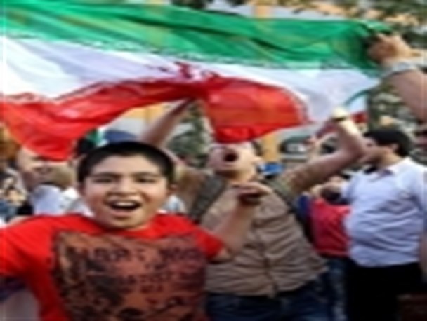 شادی مردم اراک پس ازکسب نخستین امتیاز ایران مقابل نیجریه