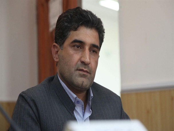 فرماندار ثلاث بهمراه عده ای دیگر مرز شیخ صله را انحصاری کرده اند/مهم‌ترین عامل اعتراض مردم این شهرستان انحصاری کردن مرز است