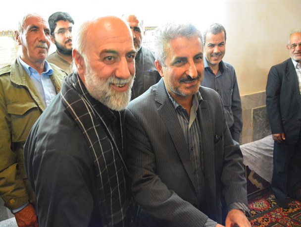 شهدایی که مسئولین را در یک روز خاص به روستای کمنی می کشانند+تصاویر حاشیه ای