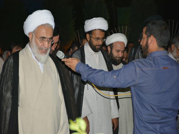 جشن گلریزان با حضور مسئولین استان برگزار شد