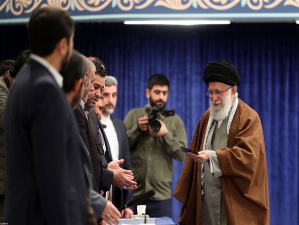 رهبر انقلاب ساعت ۷ صبح روز جمعه رای خود را به صندوق خواهند انداخت