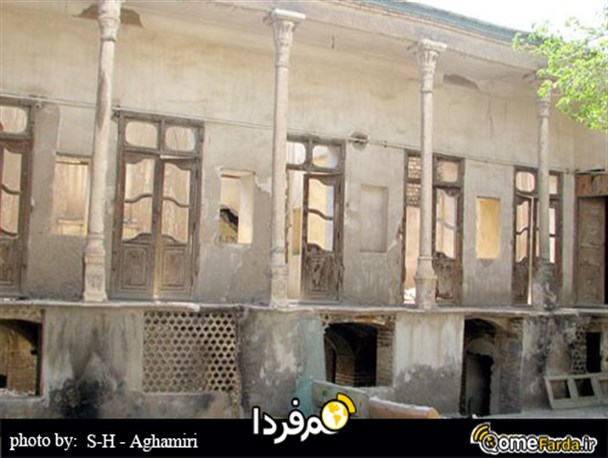 خانه تاریخی در حال تبدیل به زباله دانی+عکس