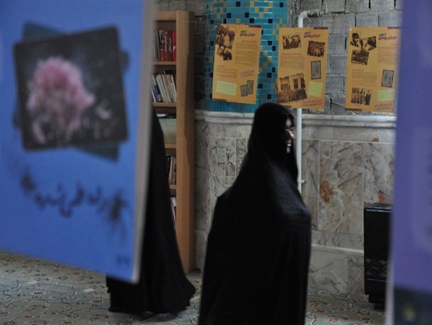 نمایشگاه «حجاب و عفاف» در مسجد جامع رضوانشهر به روایت تصویر