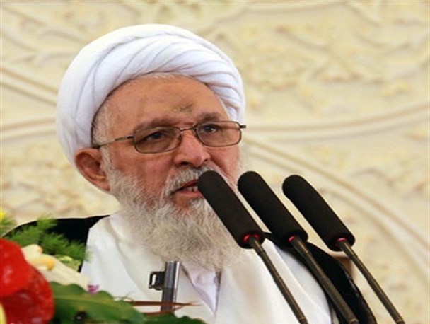 دانشگاه جولانگاه اساتید دگراندیش نباشد/ تشکر از آیت الله دستغیب