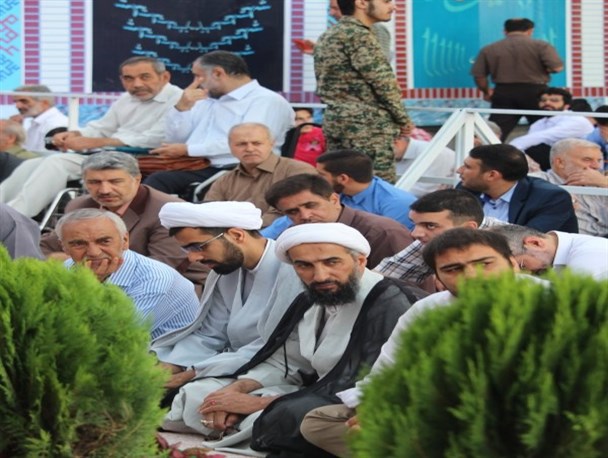 حضور روحانیون در نماز عید فطر / گزارش تصویری