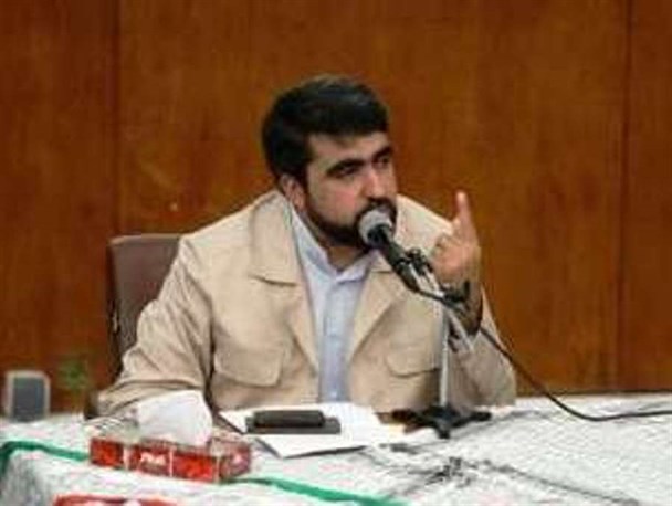 اگر بعد از ۳۷ سال شاهد حقوق های نجومی هستیم علت آن نگرش غیرانقلابی برخی افراد است!