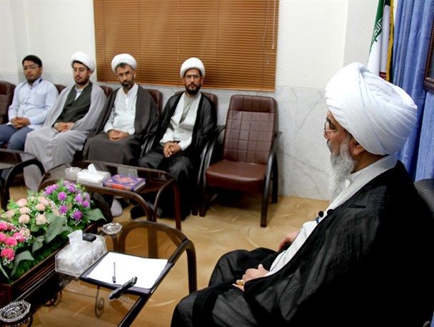 جشنواره علامه بلادی باعث رشد جامعه طلاب و روحانیت استان است+تصاویر