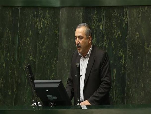 دولت به جای ایجاد محدودیت در رسانه ملی به دنبال رفع نواقص باشد/ اقدام دولت برای کاستن از انتقادات است