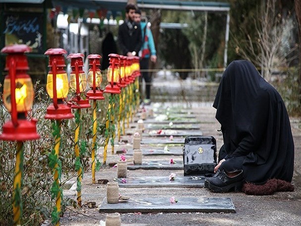 ۲۳۵ شهید در گلزار شهدا آرمیده است/معرفی شهدا باری ارزشمند بر دوش اهالی رسانه