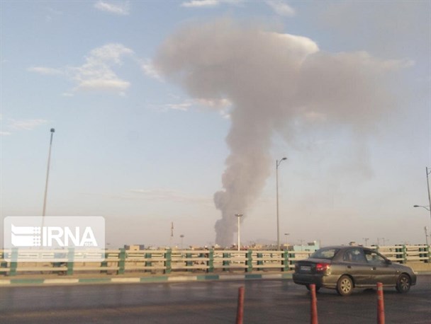 علت مشاهده دود غلیظ اطراف شیراز چه بود؟