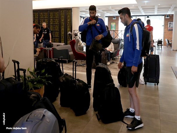 لیگ ملت‌های والیبال| استقبال ایتالیایی از تیم ایران؛ ملی‌پوشان بدون شام ماندند!/ آغاز تمرینات والیبالیست‌ها از عصر امروز