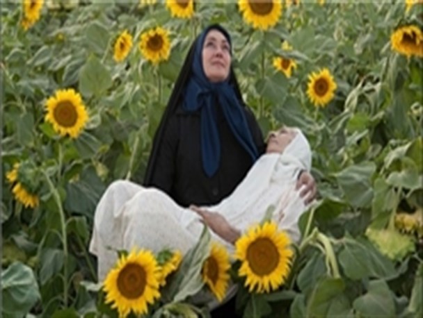 نمایش «گهواره‌ای برای مادر» در انجمن روزنامه‌نگاران مسلمان