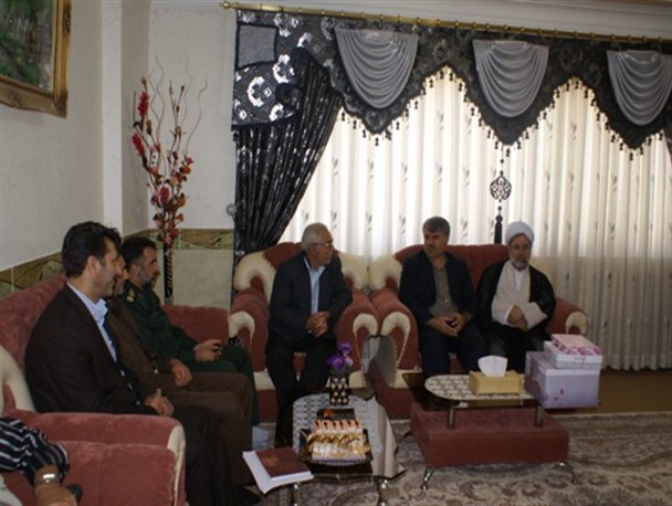 دیدار مسئولان مانه و سملقان با آزادگان سرافراز+تصاویر