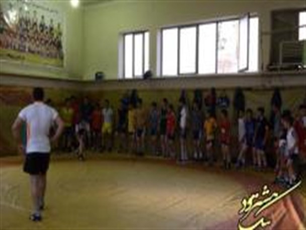 سیل مشتاقان کشتی در هشترود و کمبود امکانات + تصاویر