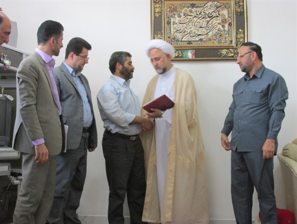دیدار مسئولان صومعه سرا از ۵ آزاده صومعه سرایی+تصاویر