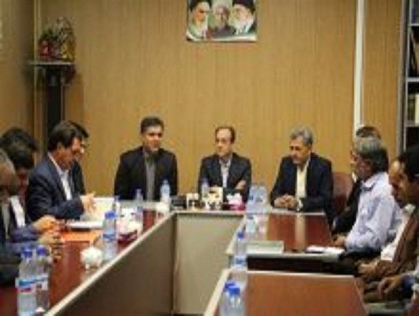 تخصیص تسهیلات کم بهره به طرحهای اقتصاد مقاومتی بخشداری ها و دهیاری ها