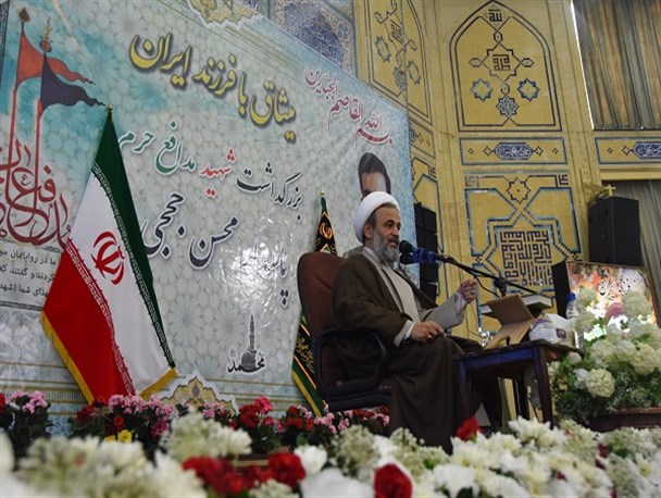 پناهیان: آیا سیاست‌مداران به اندازه شهید حججی کار می‌کنند؟