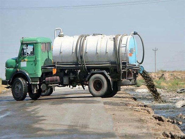 راننده تانکر تخلیه کننده فاضلاب در خلیل آباد دستگیر شد