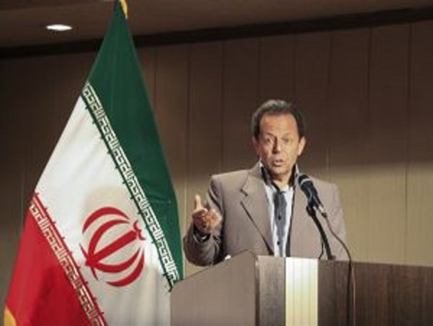تحصیل بیش از ۱۰ هزار دانشجو در مراکز علمی کاربردی استان کرمان/ اشتغال ۳۹ درصد دانش آموختگان این دانشگاه در رشته تحصیلی خود