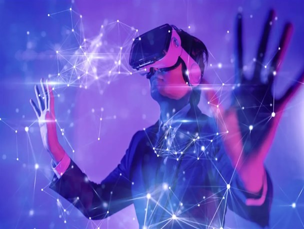 متاورس، تهدیدی برای خانواده است/ تغییر سبک زندگی مهمترین هدف شبکه‌های مجازی