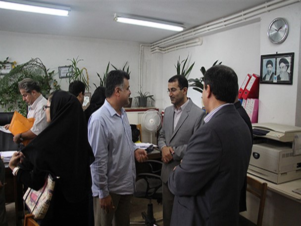 دیدار ریاست دانشگاه آزاد اسلامی واحد رشت از حوزه های ثبت نام+تصاویر