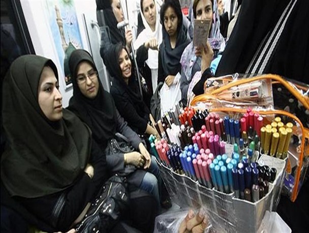 زیبایی زنان ایرانی قربانی مواد آرایشی غیر بهداشتی و قاچاق می شود