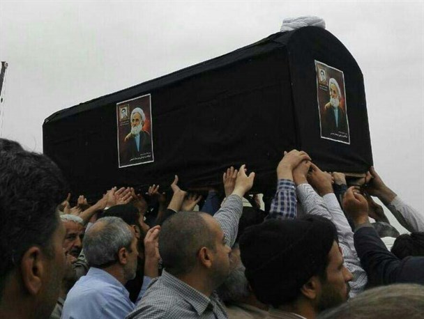 پیکر آیت الله خزعلی در مشهد تشییع و در حرم مطهر رضوی به خاک سپرده شد