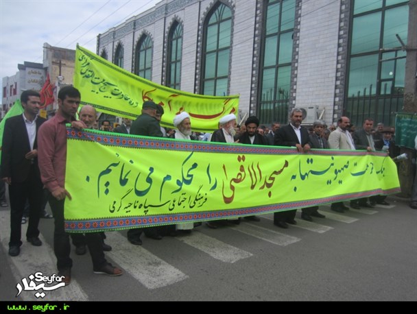 راهپیمایی ضد صهیونیستی مردم گرمی پس از اقامۀ نماز جمعه