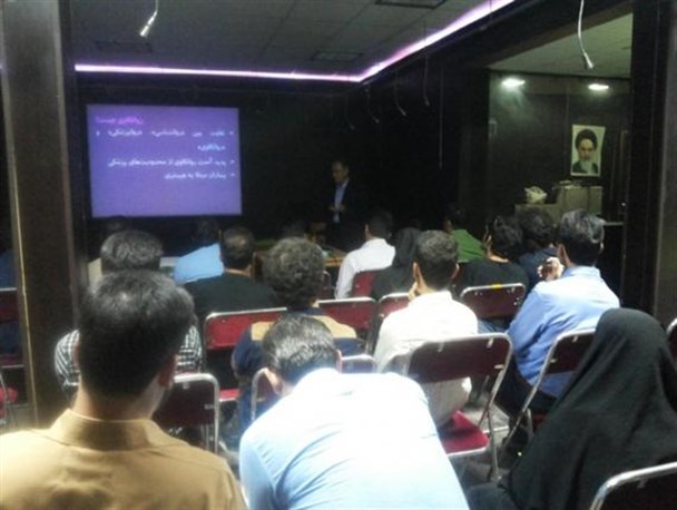 برگزاری ورک‌شاپ تخصصی شعر در دهدشت+تصاویر