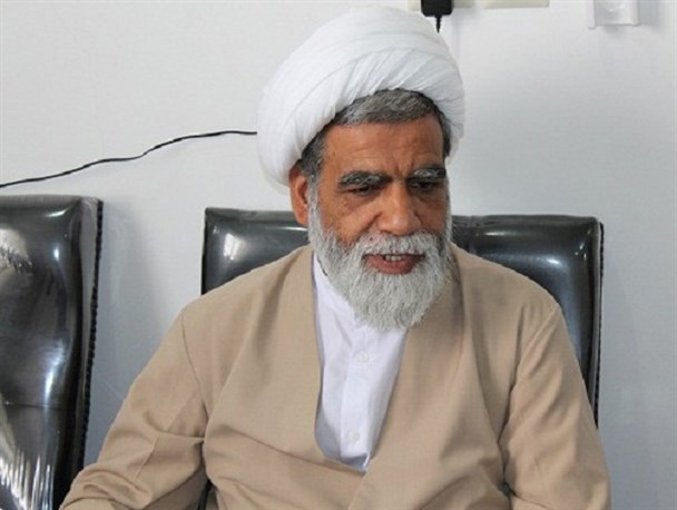 نیروی نظامی ما برگرفته از نیروی اسلام است/ آقایانی که می گویند نیروی نظامی نمی خواهیم، نیروهای امنیتی خود را کنار بگذارند