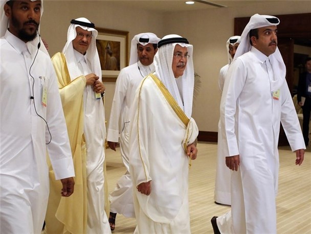 سیاست فریز نفتی با هدف تضعیف جبهه مقاومت ارائه شد