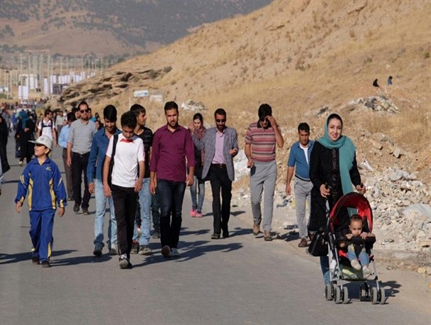 همایش پیاده‌روی خانوادگی در یاسوج + تصاویر