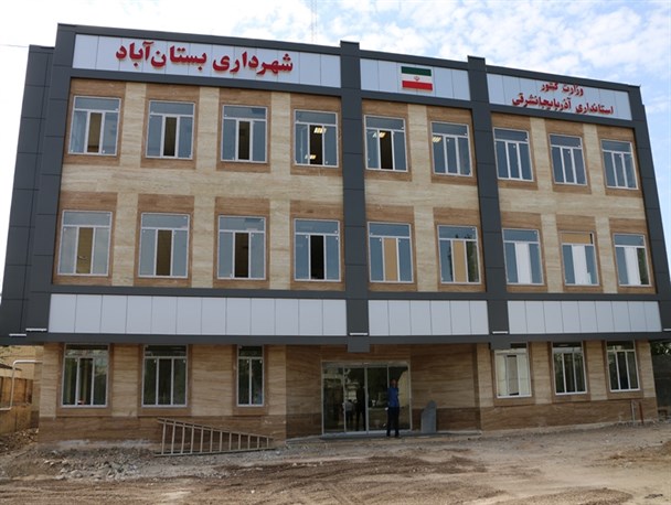 فرمانداری ها نظارت خود را بر شورای شهر بیشتر کنند