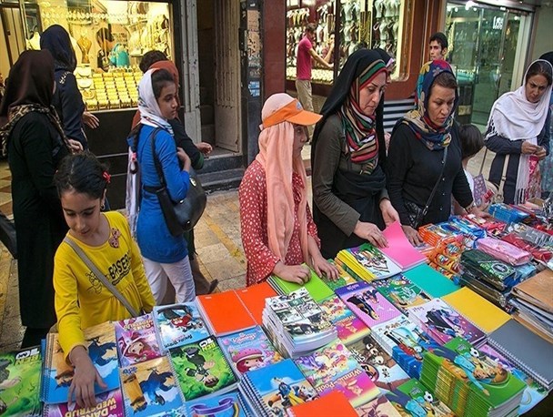 بازار لوازم التحریر در قبضه اقلام خارجی/ مقصر اصلی مسئولان فرهنگی هستند
