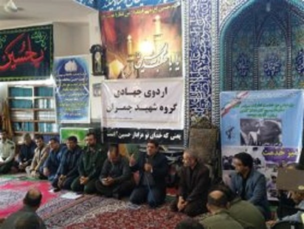 میز خدمت بسیج کارمندی کرمان به محله شرف آباد کرمان رسید