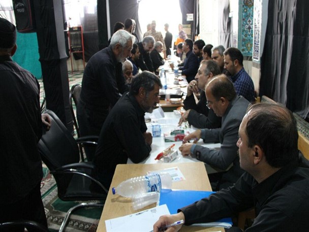 حضور مسئولین در قالب رزمایش میز خدمت در روستاهای محروم قم