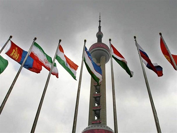 امیدواریم پیوستن به "شانگهای" زمینه پیوستن به اتحادیه "بریکس" را فراهم کند/ تمام منافع برجامی دولت قبل، از کشور چین قابل استحصال بود