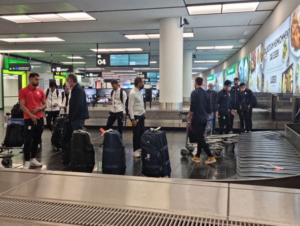 ورود کاروان تیم ملی فوتبال به وین با ۲ غایب