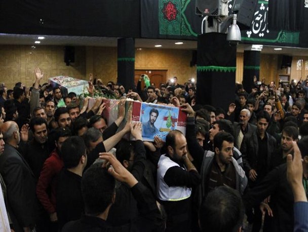 وداع عزاداران حسینی با علی اکبرهای خمینی در زنجان / نامه ای از علی اکبرهای خمینی برای عزاداران زنجانی