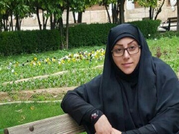 رها کردن فضای مجازی توسط حزب الهی ها باعث نفوذ دشمن می شود