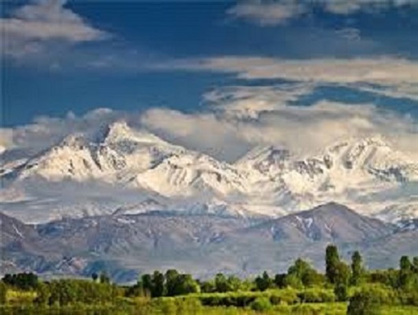 بارش برف در ارتفاعات کوهستانی استان اردبیل+ دمای فعلی شهرها